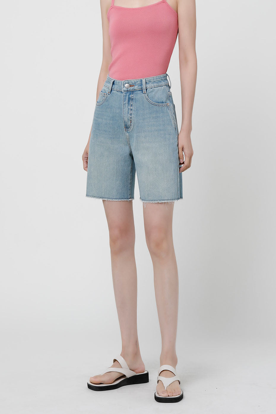 Sofia™ | Slim Fit Wide Leg Jeans - French Fry Style