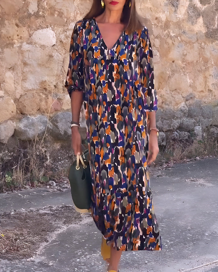 VIOLETTA | Abito Lungo a V con Motivo Retrò e Comfort Elegante per Ogni Momento