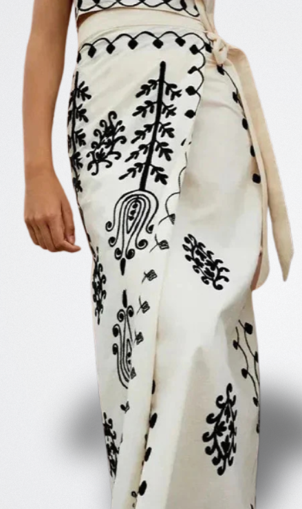 Cecilia | Completo Chic Ricamato