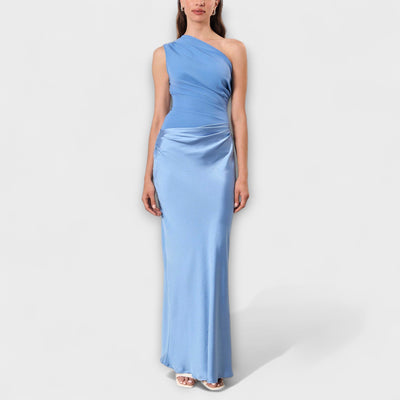 Elegante abito maxi a pieghe con spalla unica