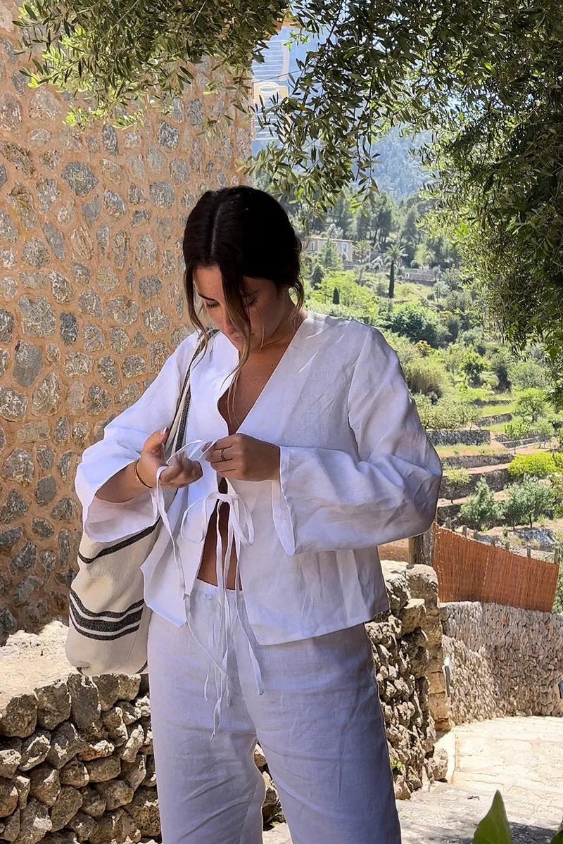 Sofia™ | Elegante e semplice blusa in pizzo