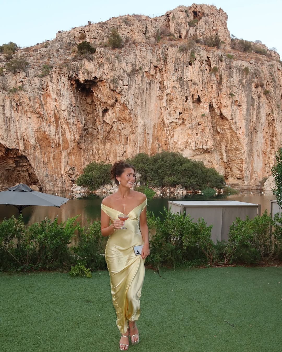 Emory | Abito Maxi in Satin Senza Schiena