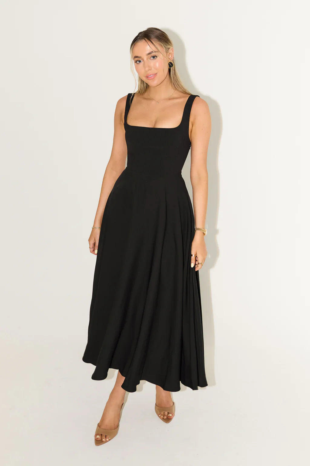 MARBELLA | Vestito con scollo quadrato