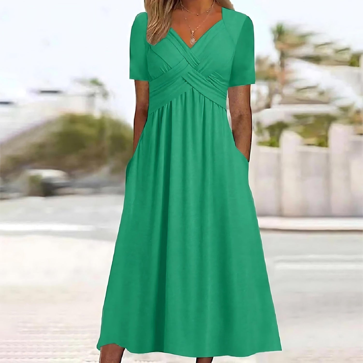 SOFIA | Abito Midi Scolpente con Silhouette Lusinghiera per Occasioni Eleganti