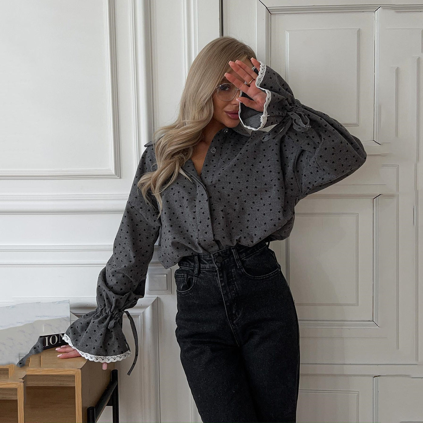 Sofia™ | Esmée - Camicia a Pois con Pizzo