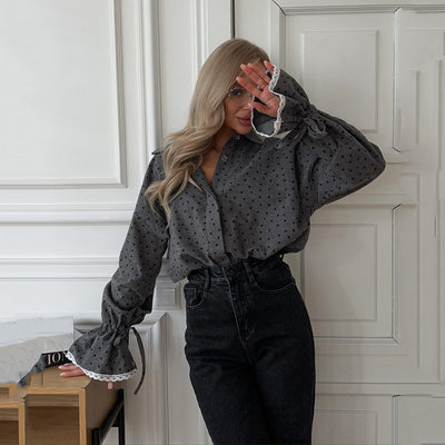 Sofia™ | Esmée - Camicia a Pois con Pizzo