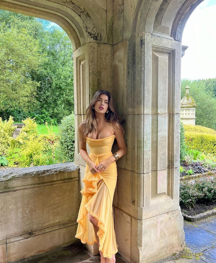 Ruby | Affascinante Abito con Volant