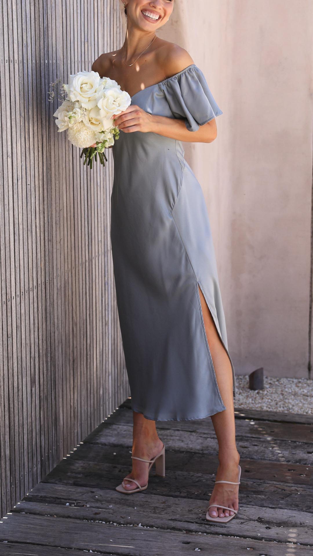Nalani | Abito Maxi Off-Shoulder con Maniche a Farfalla