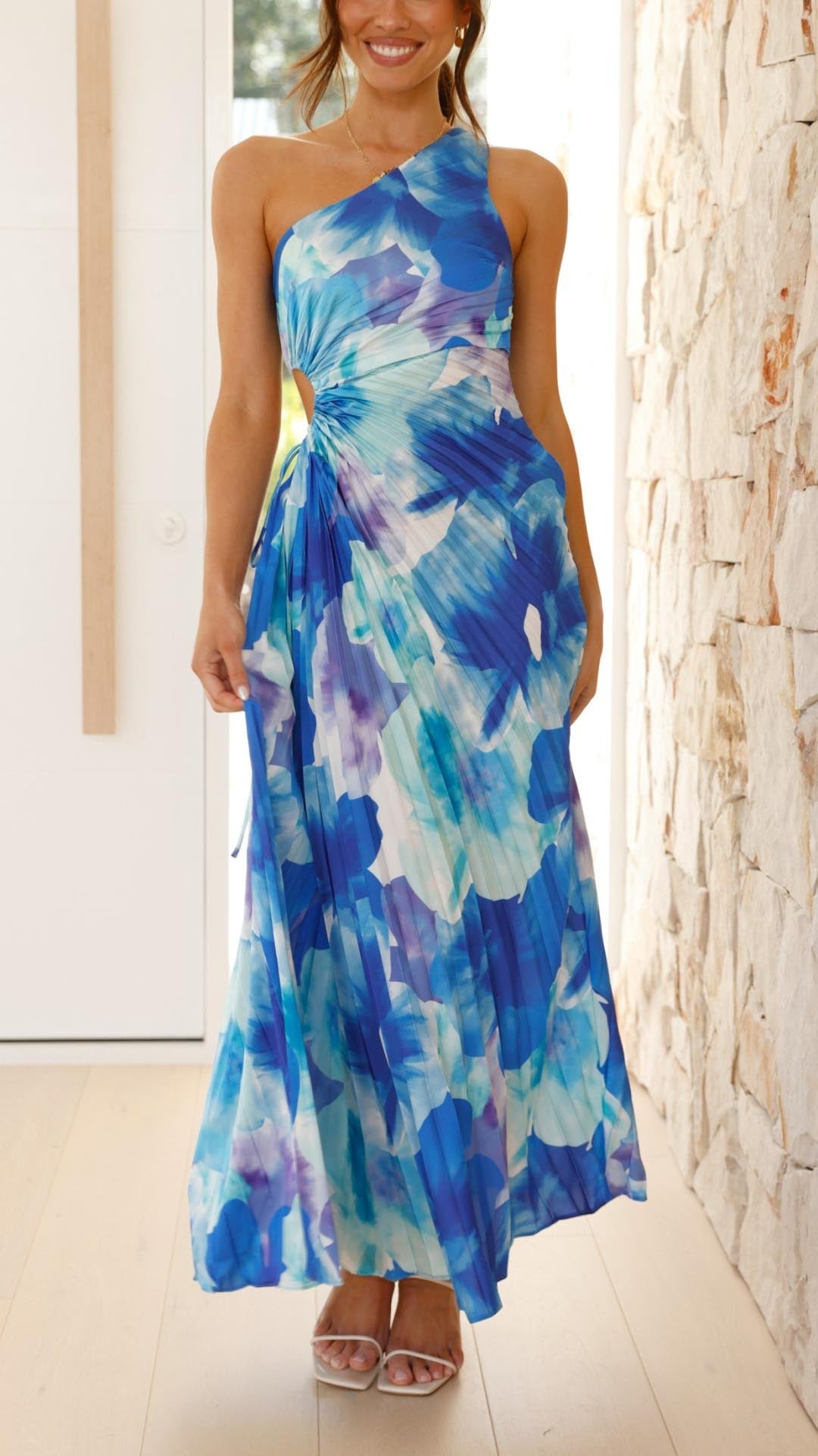 Madison | Abito Maxi a Spalla Unica con Pieghe Floreali