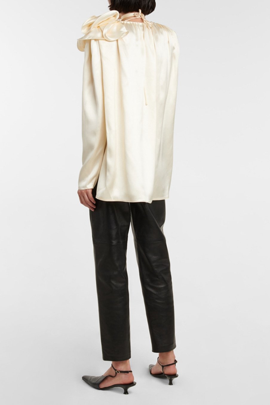 Sofia™ | Blusa in Seta Lorraine con Maniche Fluttuanti