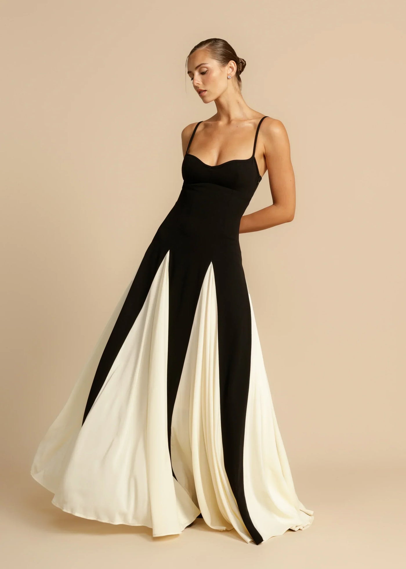 Bianca – Abito da Sera Elegante